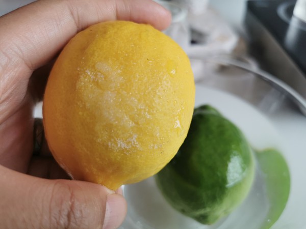柠檬红茶饮品的做法步骤：3
