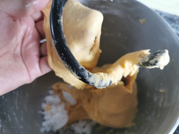 椰子油南瓜面包的做法步骤:6
