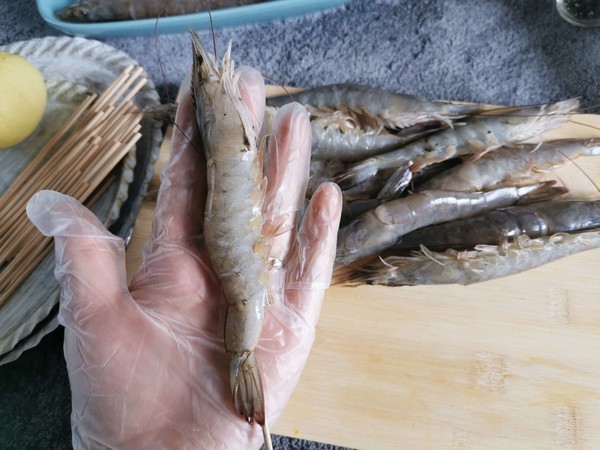 盐焗虾的做法步骤:7