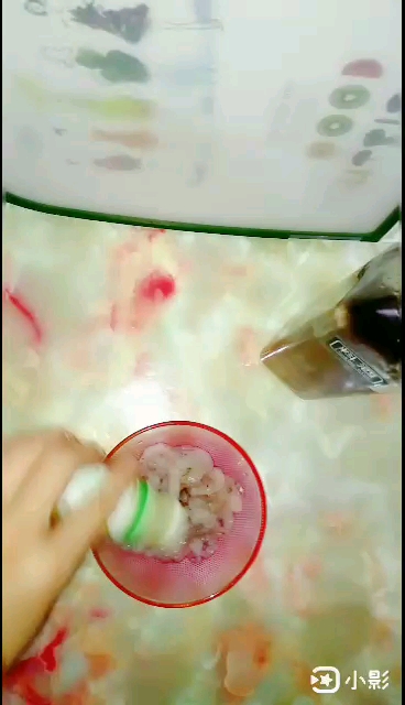 虾仁白菜炒饭的做法步骤：3