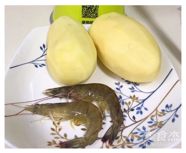 凤尾虾球的做法步骤：1