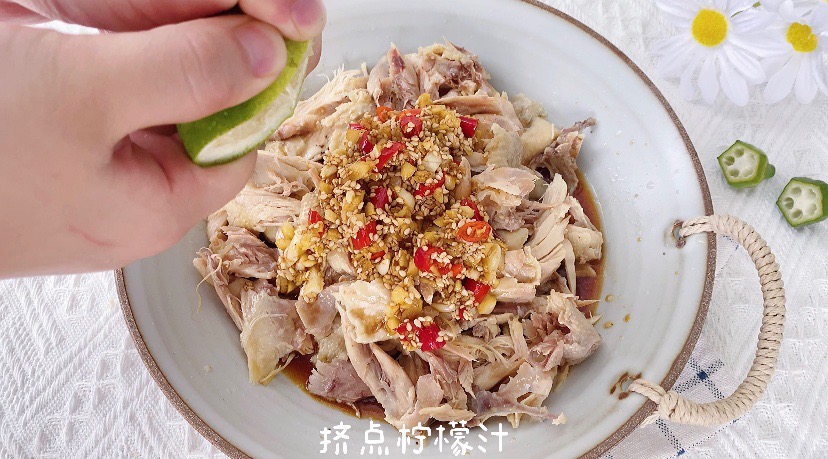 柠檬手撕鸡,酸辣又开胃的做法步骤:7