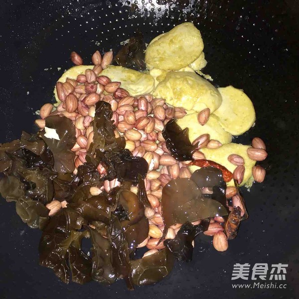 卤素三鲜的做法步骤：6