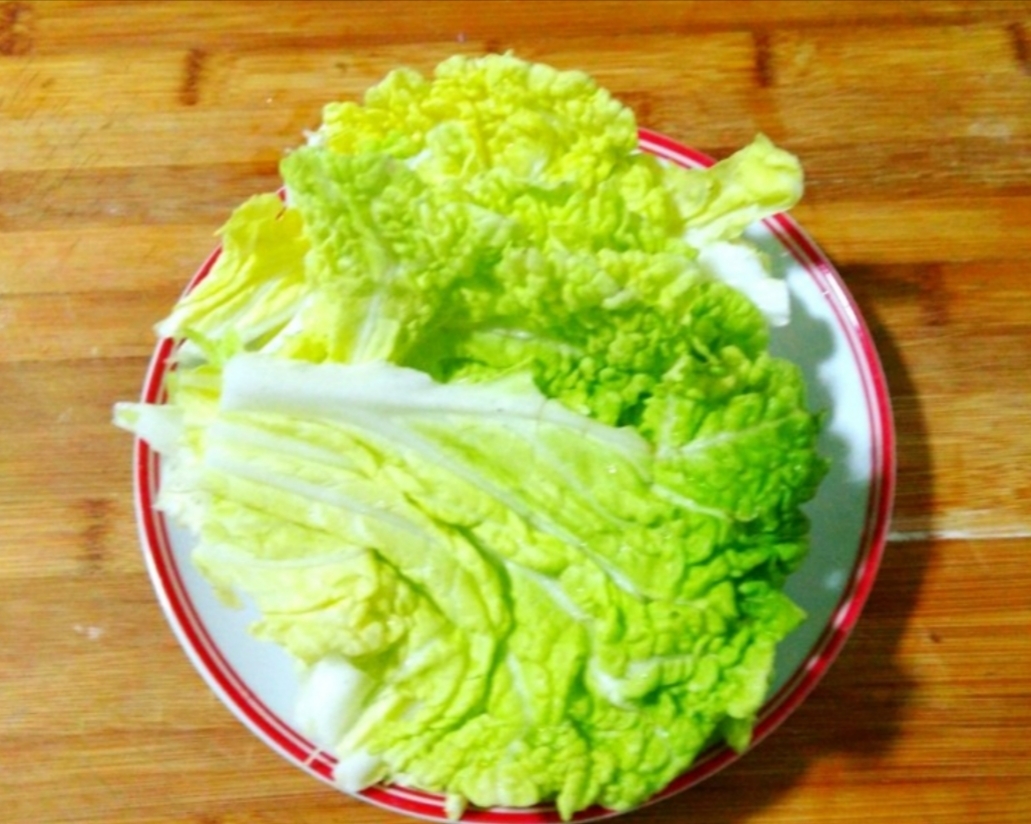 白菜蛎蝗汤的做法步骤：4