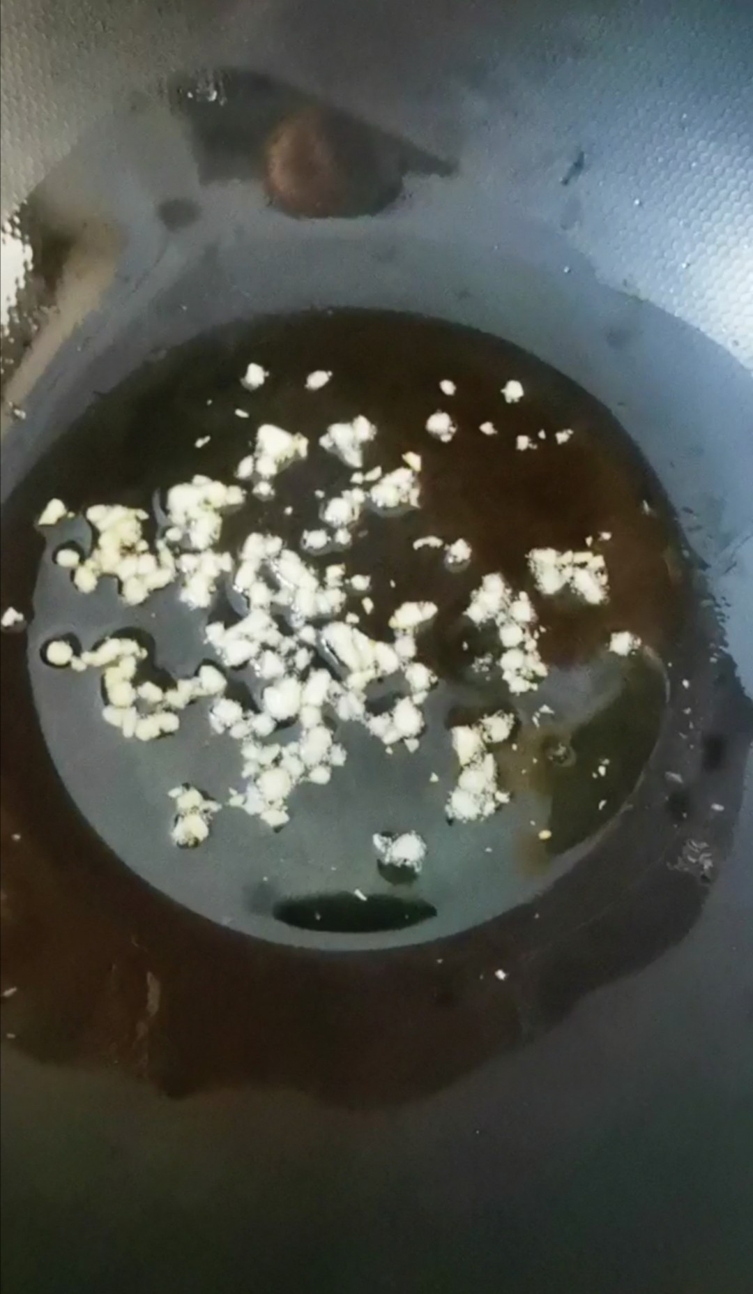 平菇炒小白菜的做法步骤：4