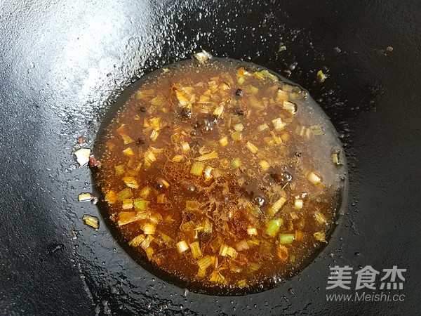 青口贝粉蒸娃娃菜的做法步骤：8