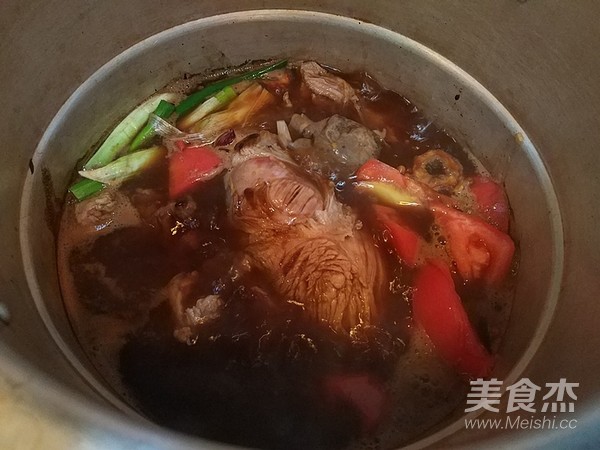 烧饼夹五香酱牛肉的做法步骤:8