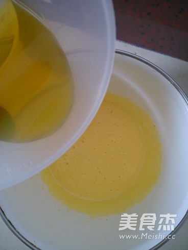 南洋咖喱戚风蛋糕的做法步骤:6