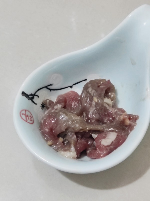 辣白菜肉丝年糕汤的做法步骤：3