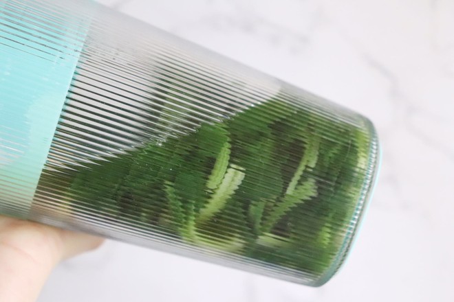 菠菜蛋糕卷的做法步骤:4