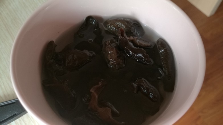 素烧草菇茭白的做法步骤:4