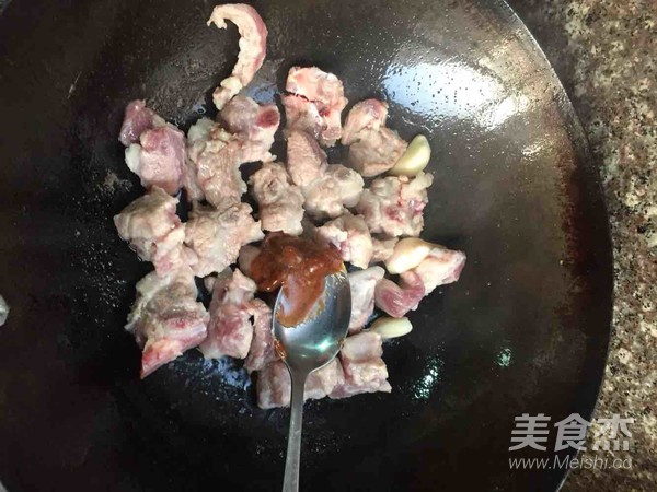 叉烧酱焖排骨的做法步骤:5