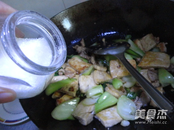 豆腐炒菜心的做法步骤：12
