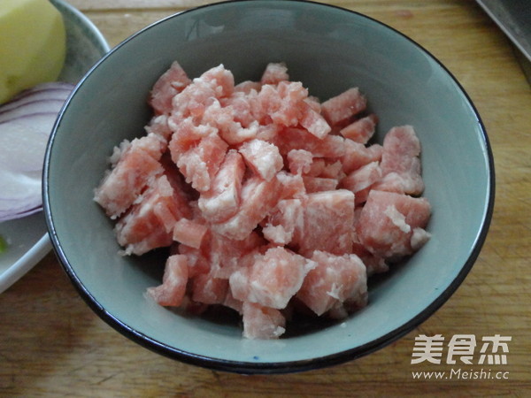 杂酱面的做法步骤：1