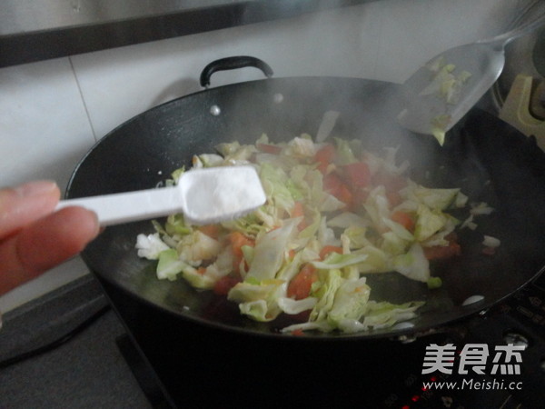 西红柿素炒洋白菜的做法步骤：7