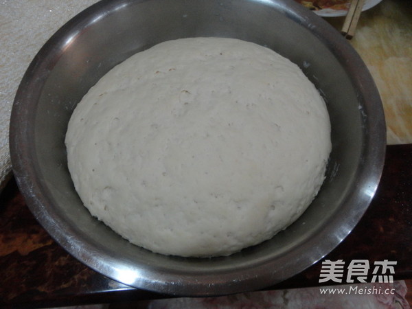白面花卷的做法步骤：2