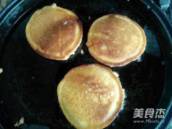 松软玉米饼的做法步骤：7