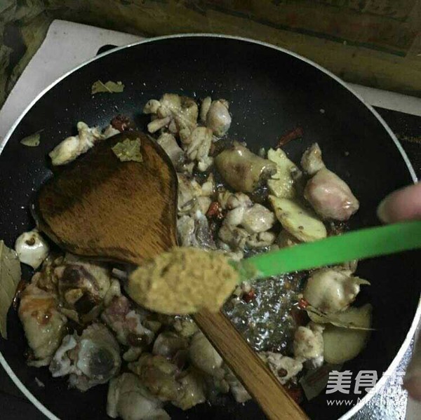 土豆烧鸡腿的做法步骤：18