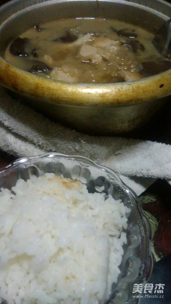 酸菜白肉炖血肠的做法步骤:11