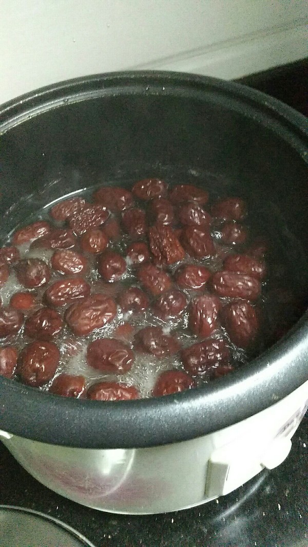 补血佳品——红糖红枣泥的做法步骤：2