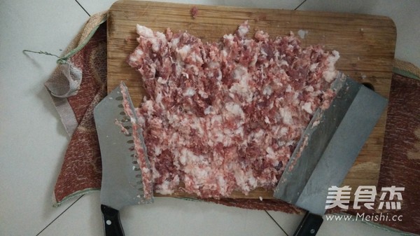 萝卜干肉包的做法步骤:3