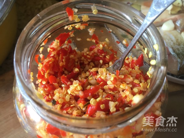 霸王超市| 剁椒鱼头的做法步骤:2