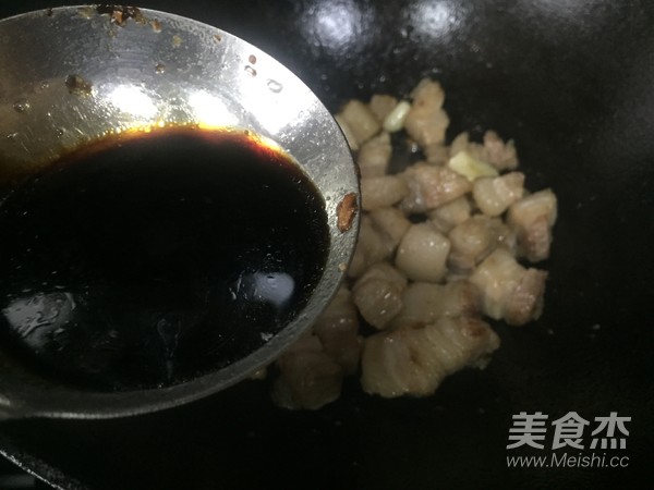 霸王超市| 鱼露红烧肉的做法步骤：8