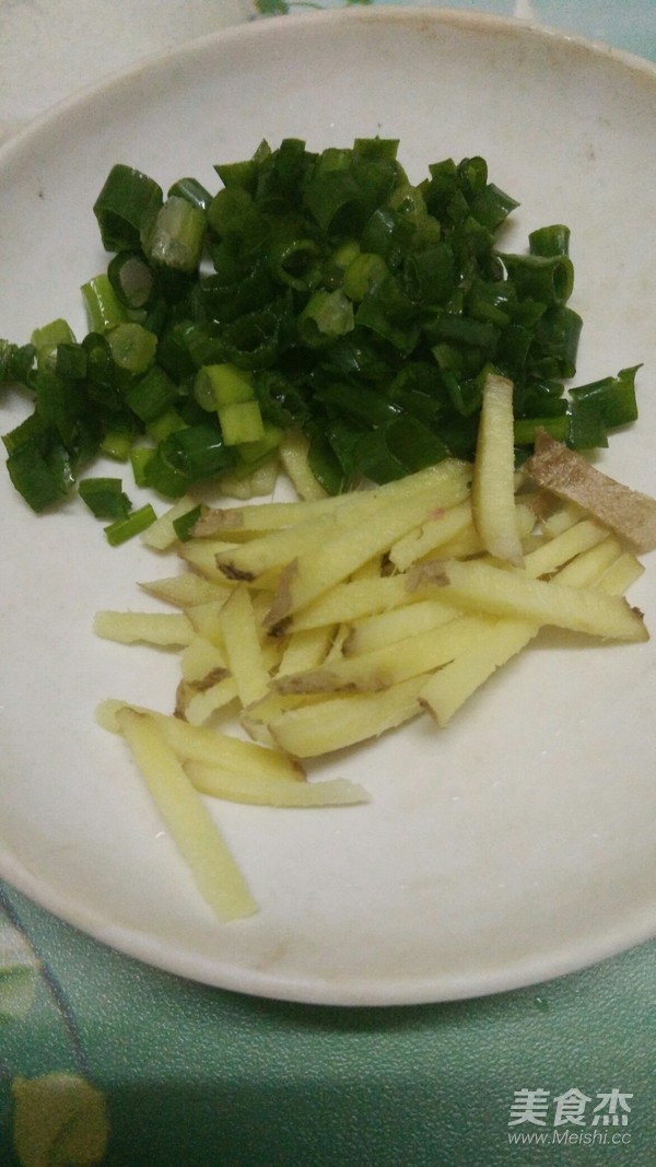 青椒排骨的做法步骤:3
