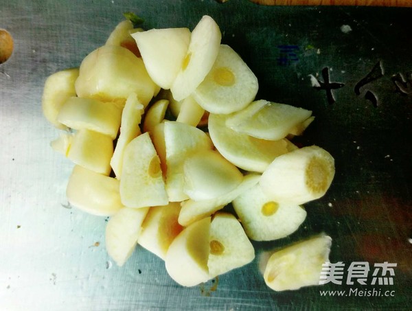 芹菜炒三鲜的做法步骤:5