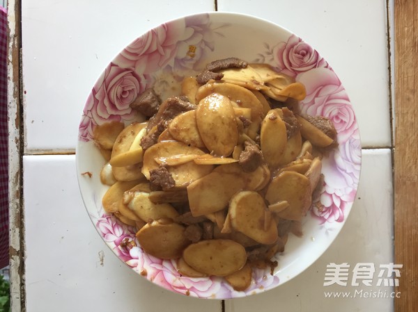 茭白炒肉的做法步骤：4