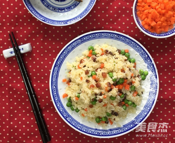 腊肉炒饭的做法步骤:5