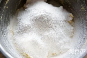 鲜奶油蓝莓小蛋糕的做法步骤:6