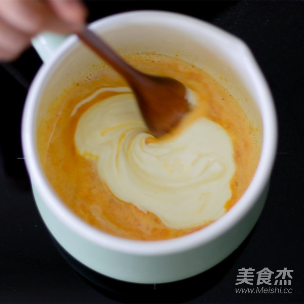 成功率很高的芒果慕斯的做法步骤:5