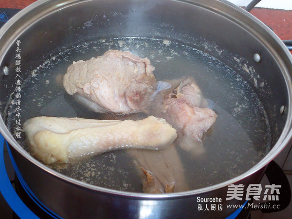 香浓牛肉味清汤火锅的做法步骤：1