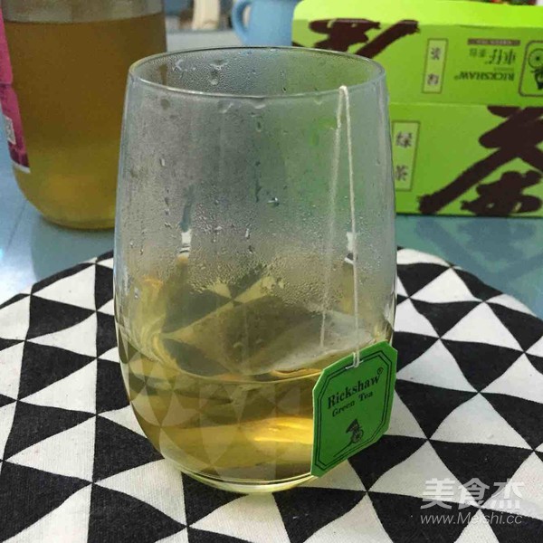 百香果柠檬绿茶的做法步骤:2