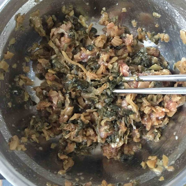 梅菜肉包的做法步骤:5