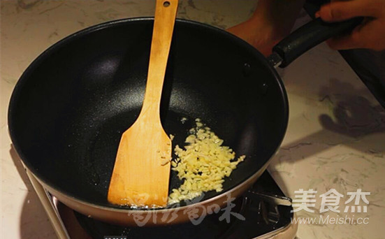 苋菜炒饭的做法步骤:2