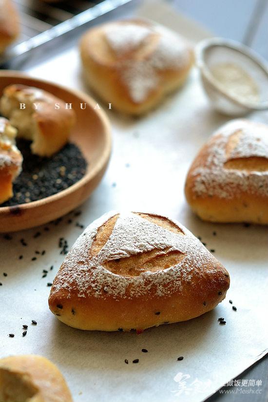 养生面包【黑芝麻藜麦包】