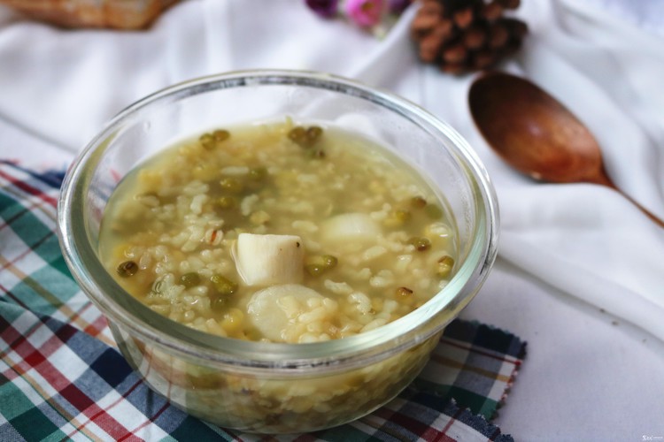 山药绿豆粥,夏天里的养生首选