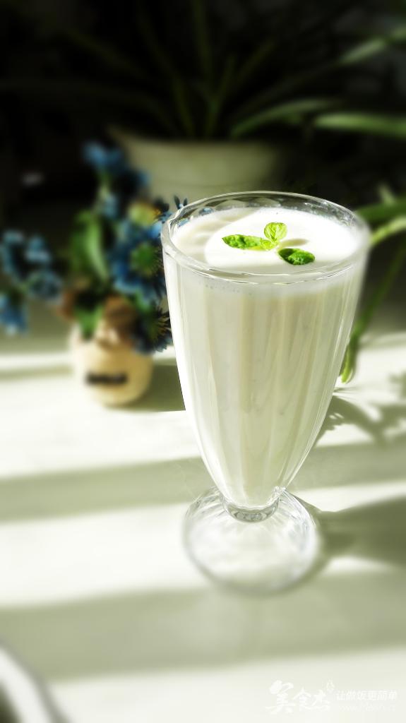 香蕉酸奶奶昔健康瘦身的美食