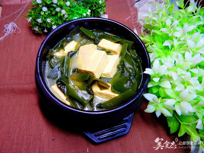 比韩式料理店的份量还足的美味海带豆腐汤