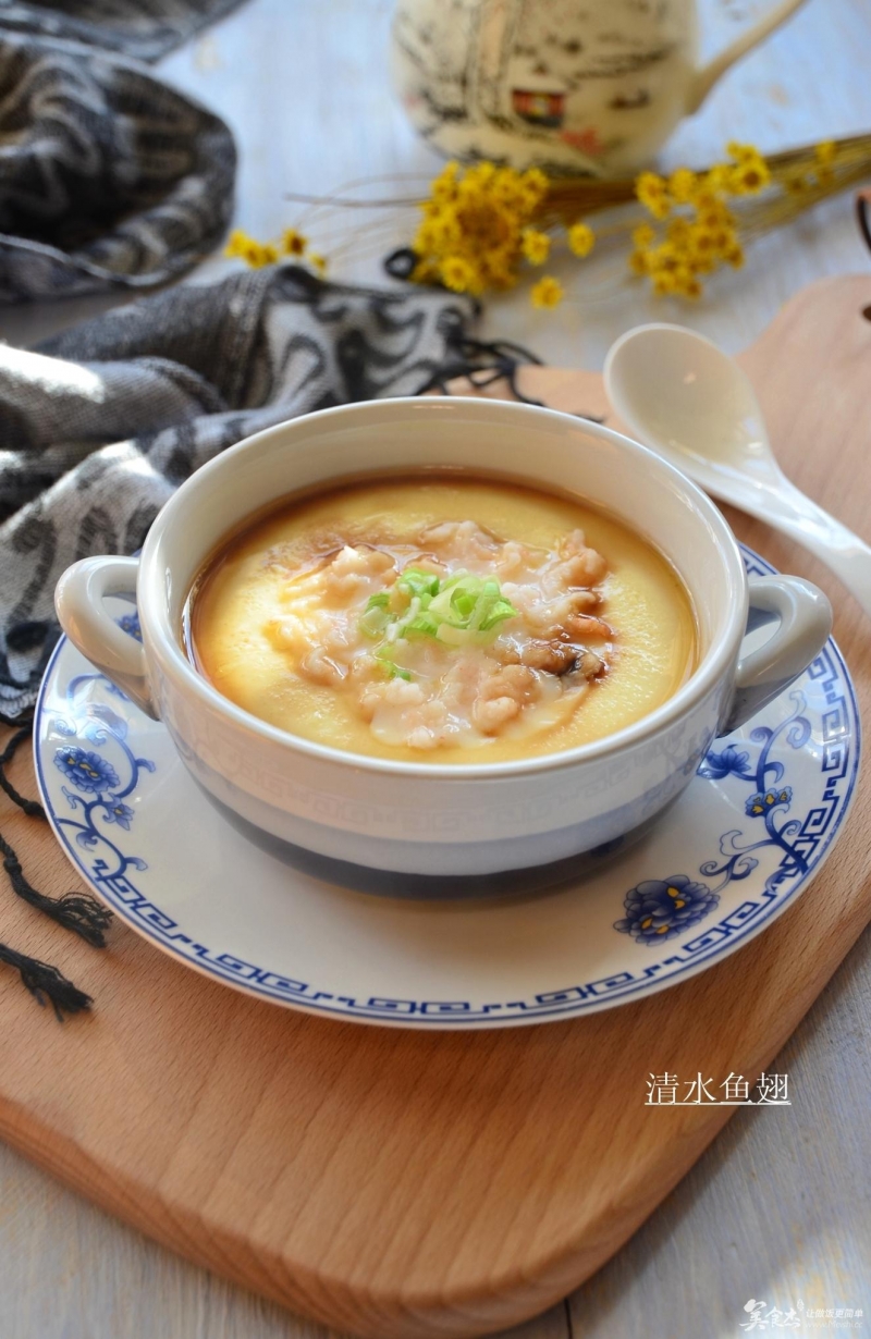 蒸蛋羹加上它不但鲜甜,而且高蛋白低脂肪低胆固醇,更易儿童健脑发育