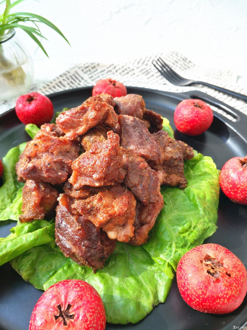 营养丰富好吃到吮指又不油腻的香煎牛肋排