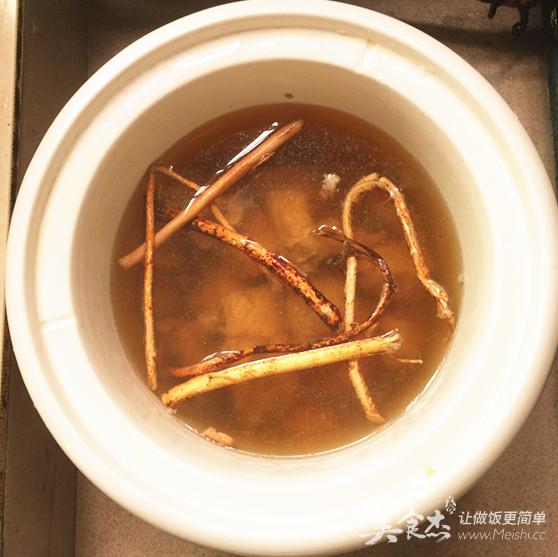 好汤水时间造五指毛桃茶树茹排骨汤