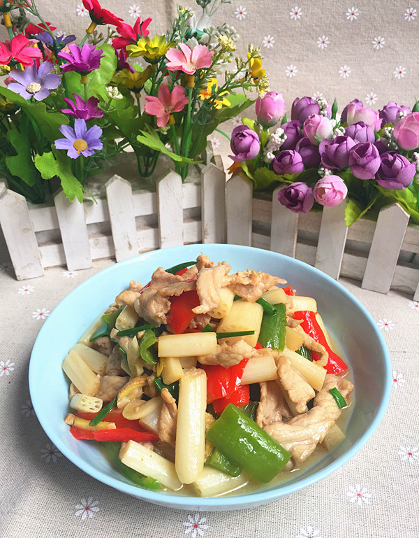 酸酸辣辣好开胃~肉片炒泡椒藕带