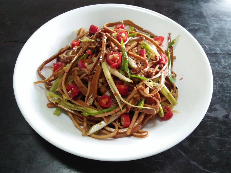 凉拌菜这样做鲜美凉拌卤豆干