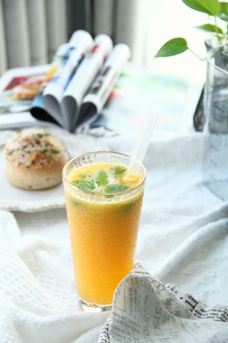 早餐元气果汁！香橙雪梨汁！的做法