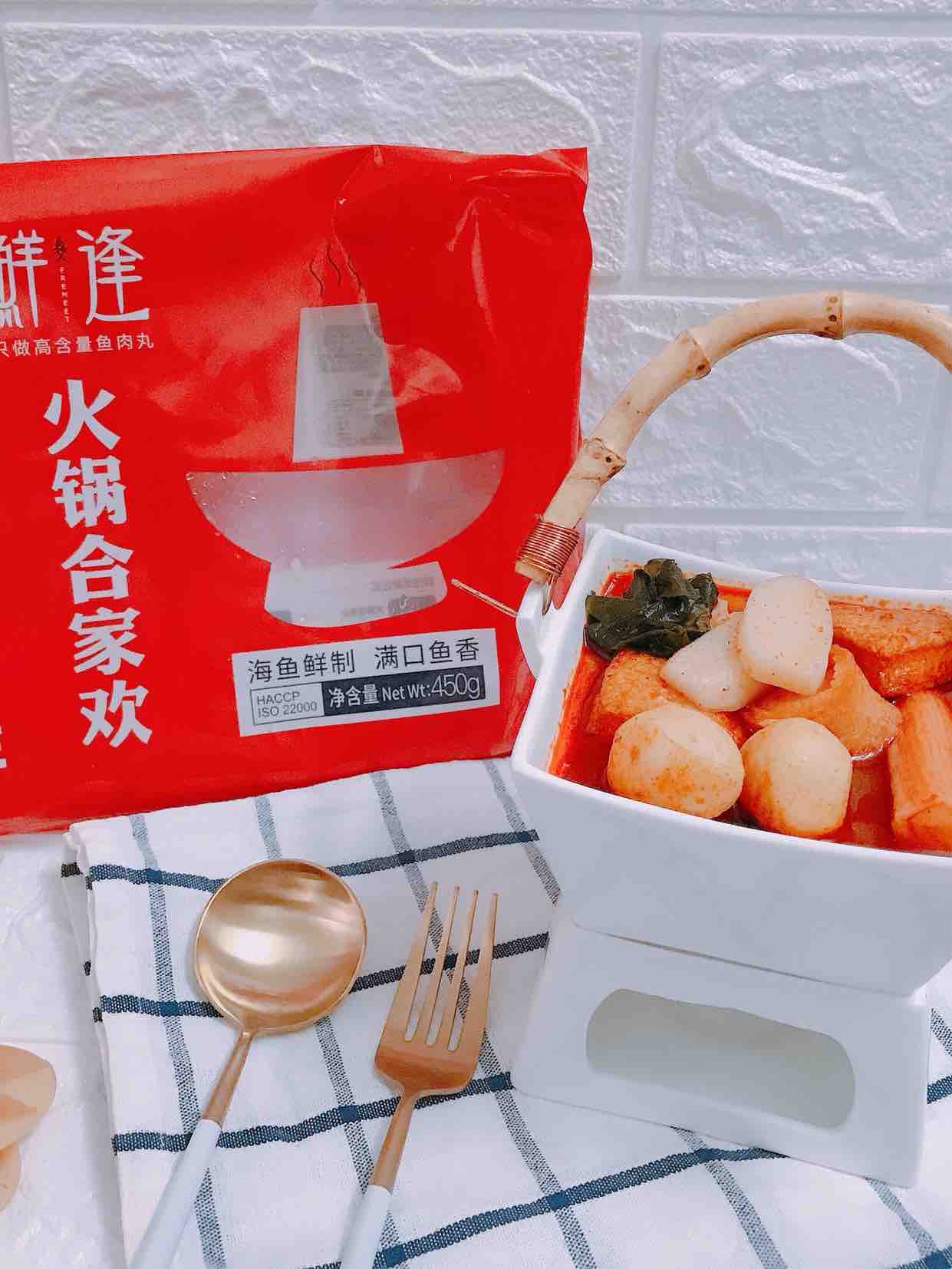 韩式年糕丸子暖锅的做法