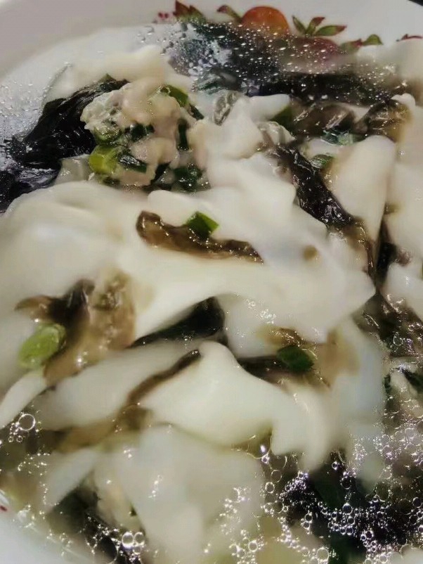 蒜苗鲜肉小馄饨