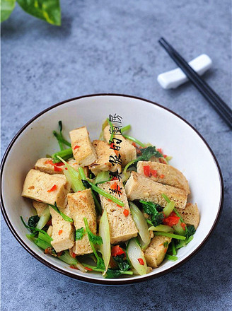 白菜苔炒冻豆腐的做法